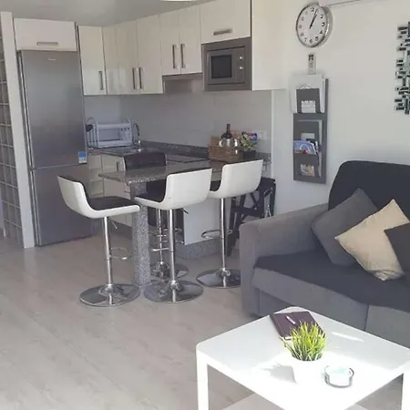 Beautiful Apartament In Puerto Del Carmen تياس